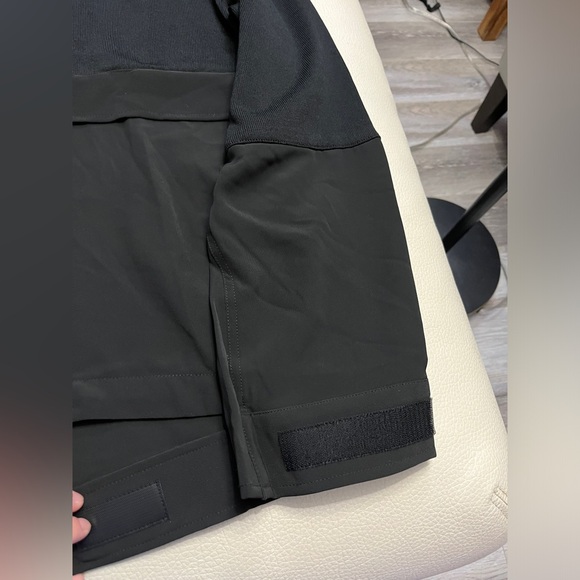 NWT - Izzue Collection Unisex Half Zip Sweater - Men M/Women L - Picture 4 of 10